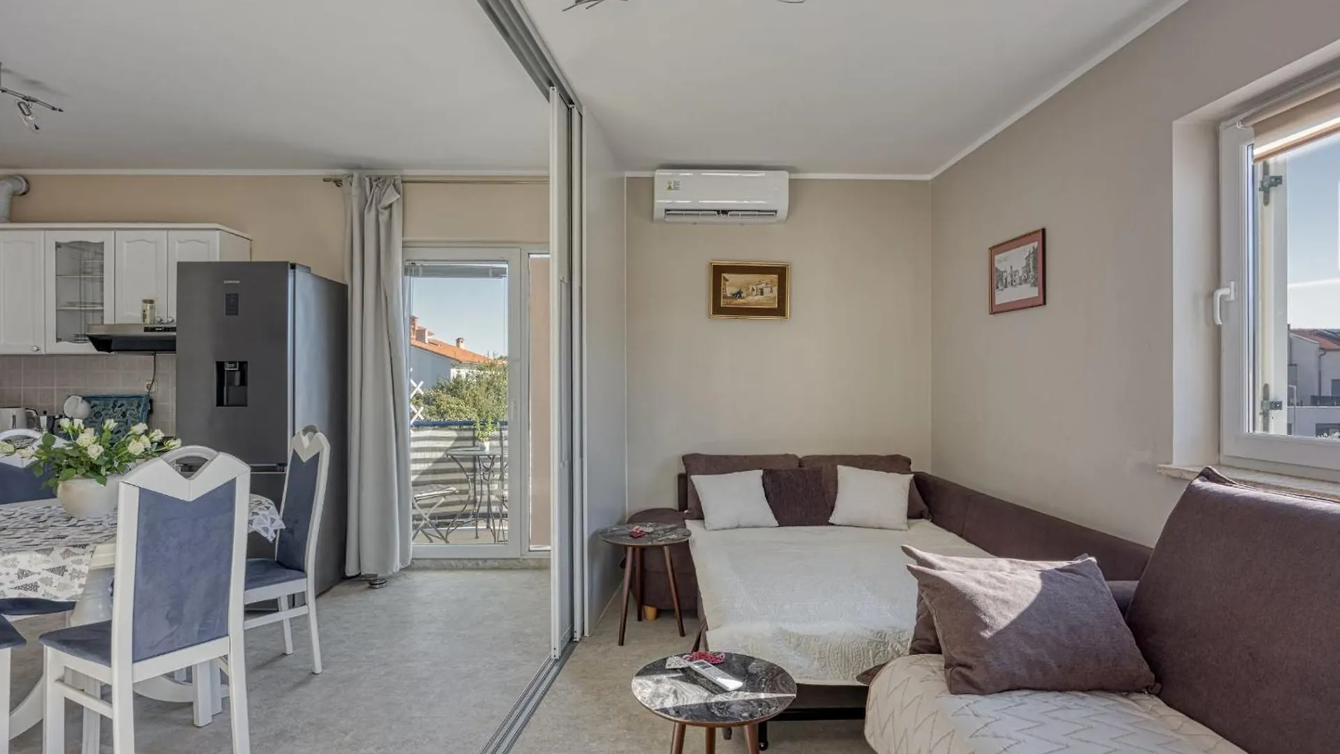 Apartment Burle With Balcony Medulin