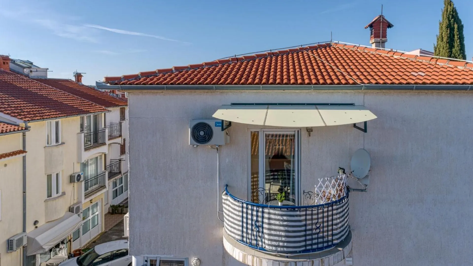 Apartment Burle With Balcony Medulin