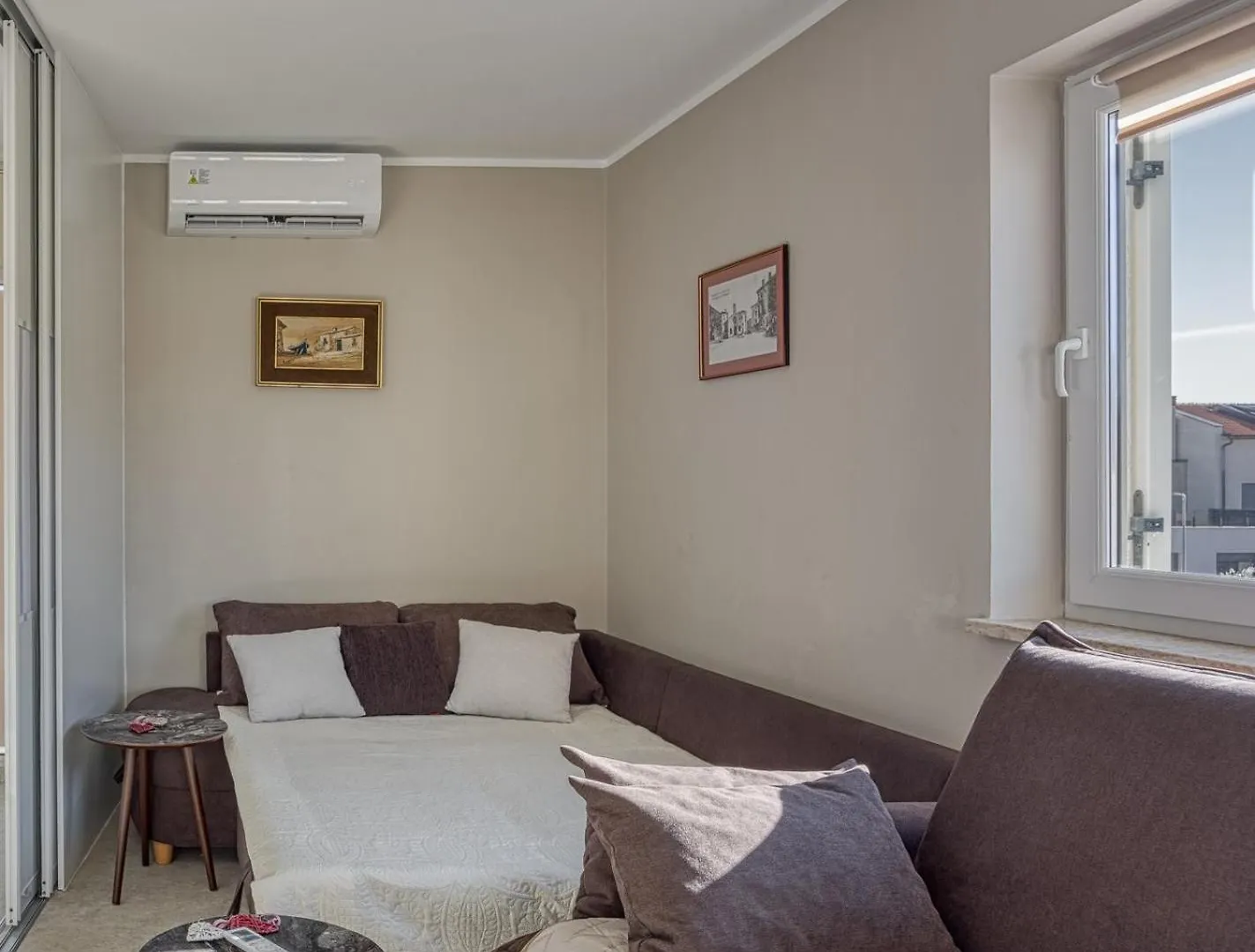 Apartment Burle With Balcony Medulin